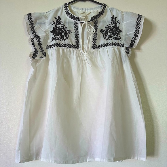 H&M White Blouse with Black Embroidery/ Size XS/ 100% Cotton - Picture 5 of 5